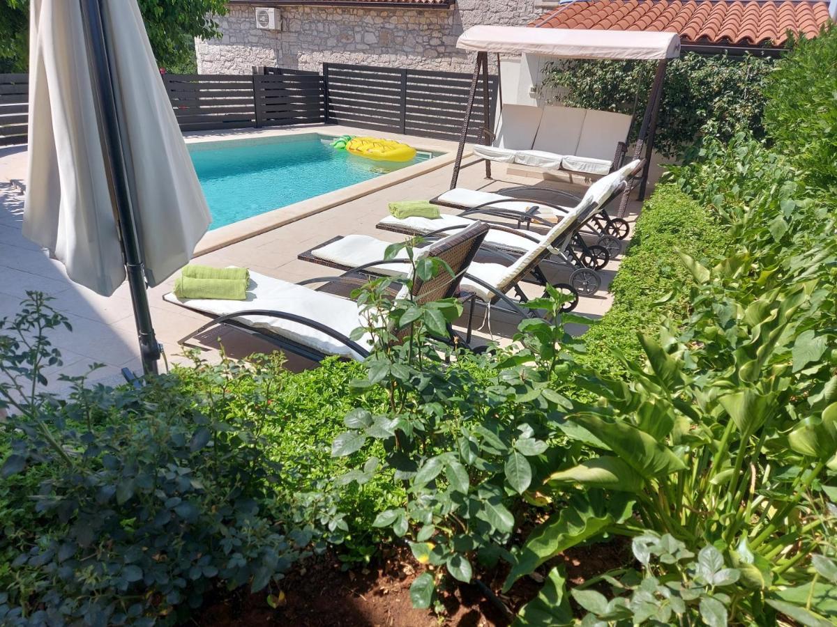Villa Zita Porec Exterior photo
